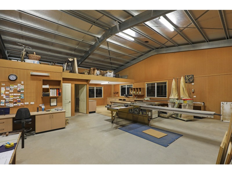 21 Songbird Place, Mooloolah Valley QLD 4553