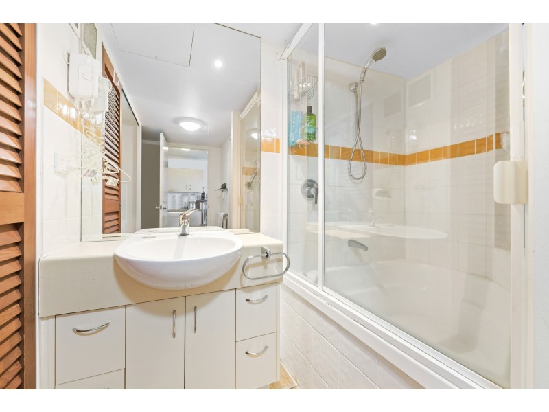 310/180 Alexandra Parade, Alexandra Headland QLD 4572