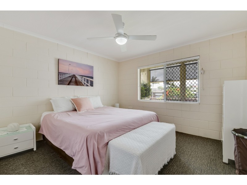 1/2 Pettigrew Street, Mooloolaba QLD 4557