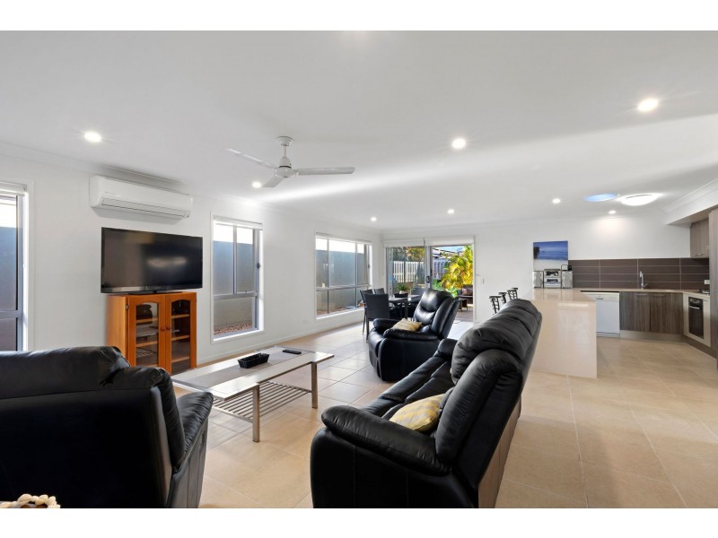 17 Park Vista Drive, Mango Hill QLD 4509