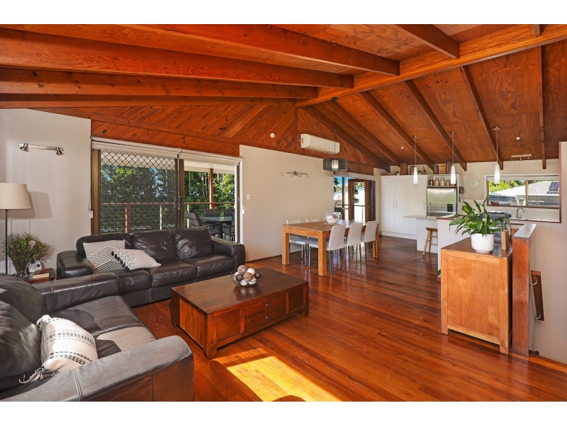 2 Mango Street, Maroochydore QLD 4558