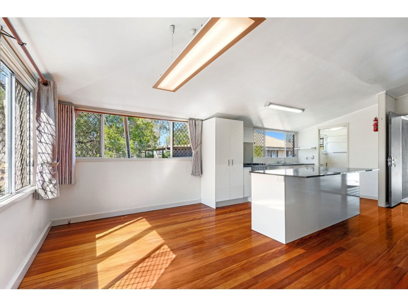 62-66 Curzon Street, Tennyson QLD 4105