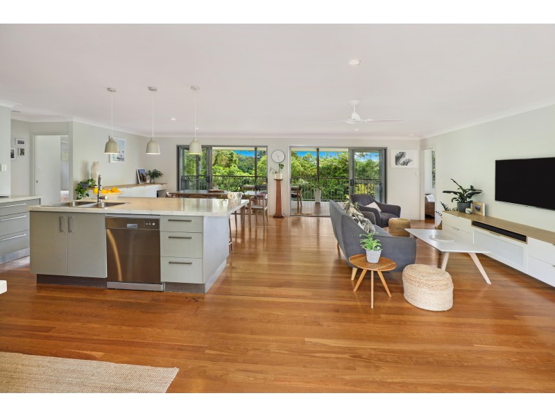 54 Aurora Place, Valdora QLD 4561
