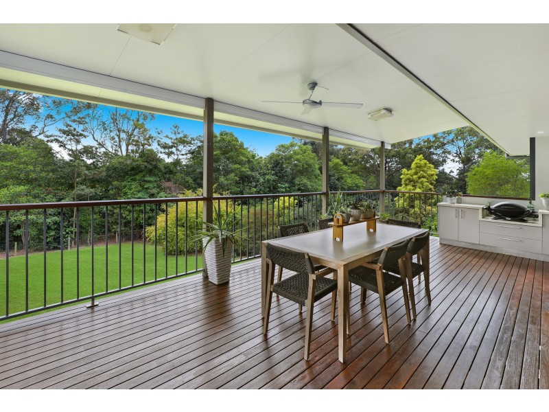 54 Aurora Place, Valdora QLD 4561