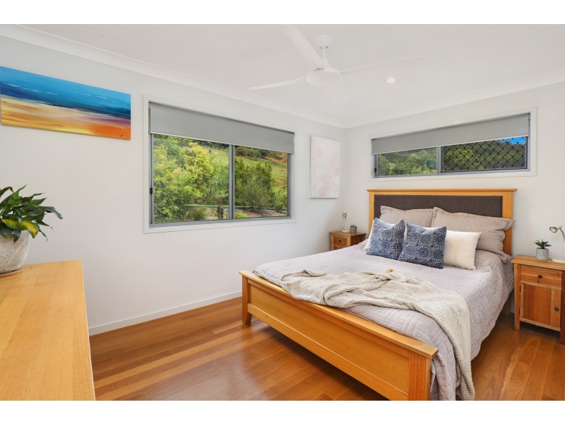 54 Aurora Place, Valdora QLD 4561