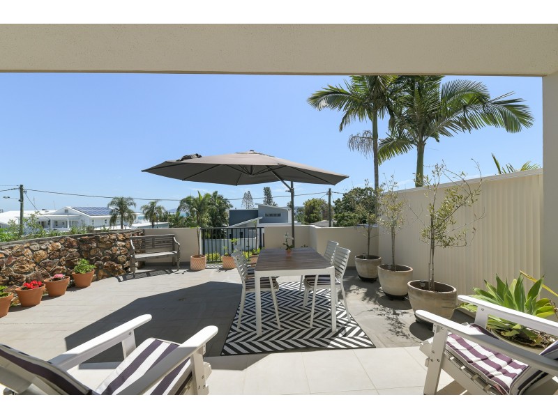 1/1 George Street, Alexandra Headland QLD 4572