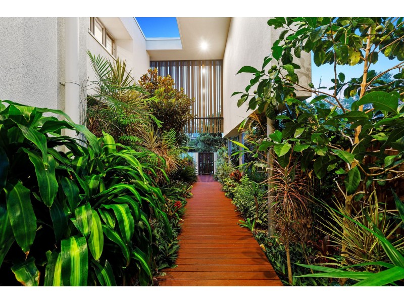 5/80 North Shore Road, Twin Waters QLD 4564