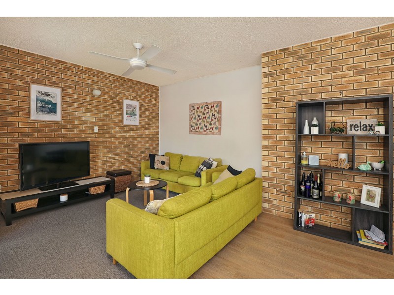 4/8 Memorial Avenue, Maroochydore QLD 4558