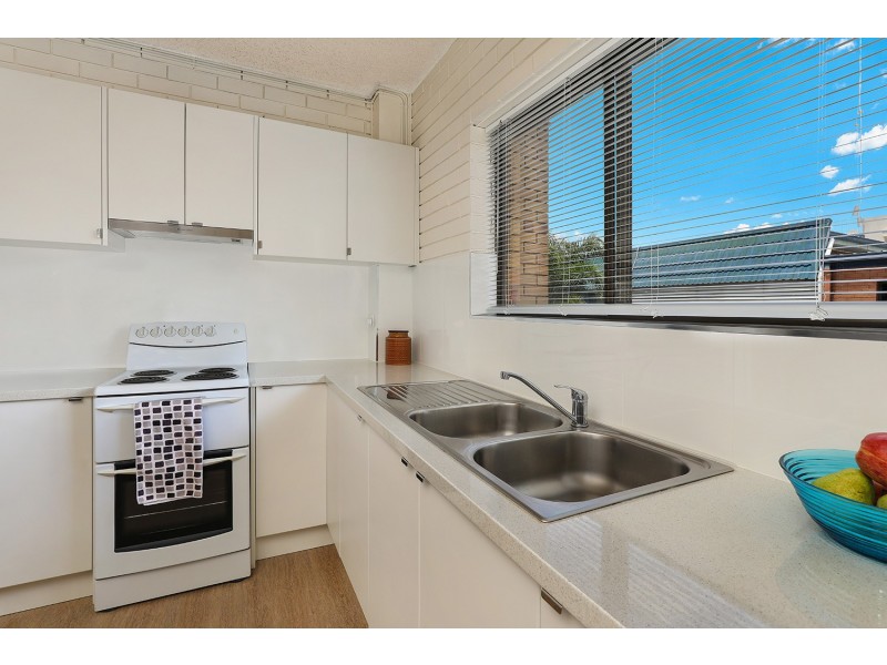 4/8 Memorial Avenue, Maroochydore QLD 4558