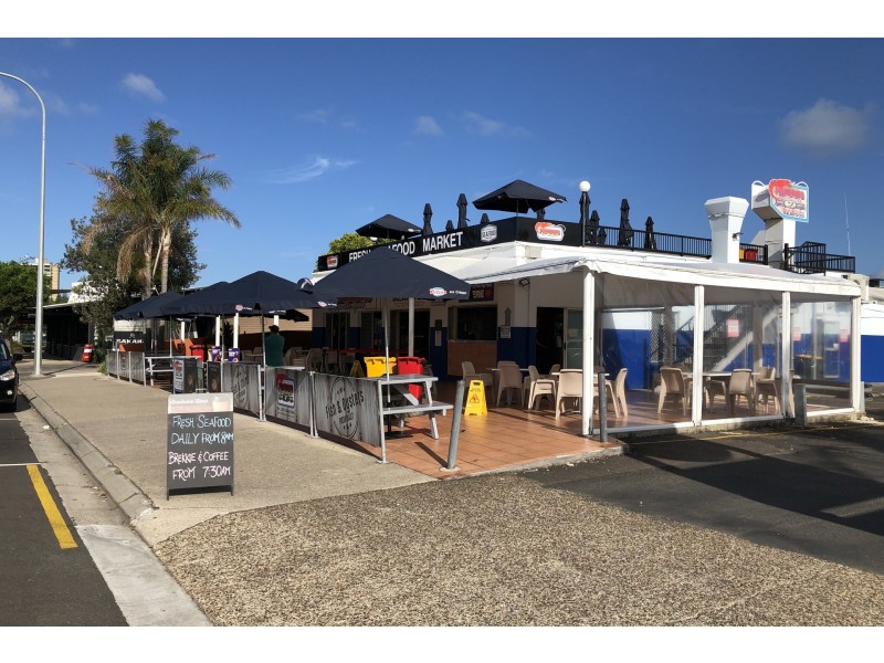 2/58 Parkyn Parade, Mooloolaba QLD 4557