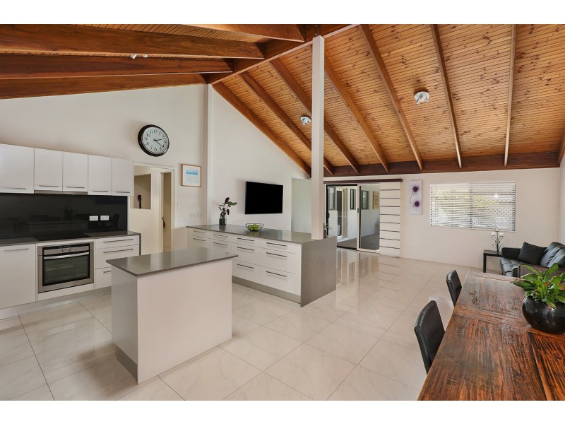 5 Burwood Court, Kuluin QLD 4558