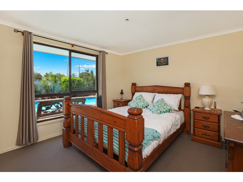 5 Honeysuckle Drive, Bokarina QLD 4575