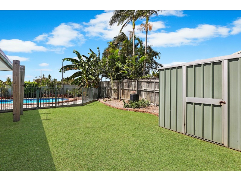 5 Honeysuckle Drive, Bokarina QLD 4575