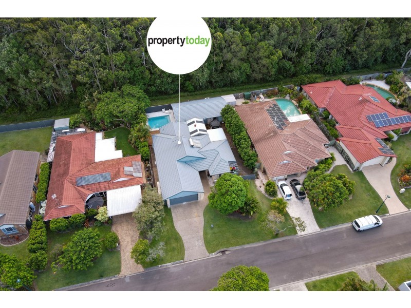 25 Fernleigh Crescent, Mountain Creek QLD 4557