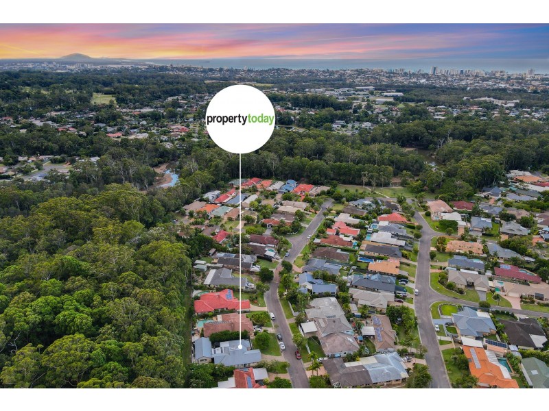 25 Fernleigh Crescent, Mountain Creek QLD 4557
