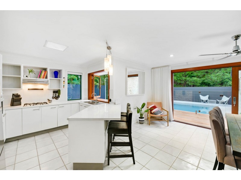 25 Fernleigh Crescent, Mountain Creek QLD 4557