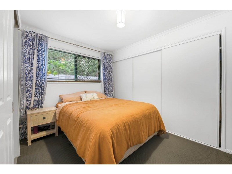 25 Fernleigh Crescent, Mountain Creek QLD 4557