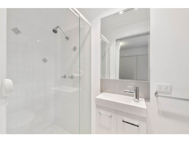 25 Fernleigh Crescent, Mountain Creek QLD 4557