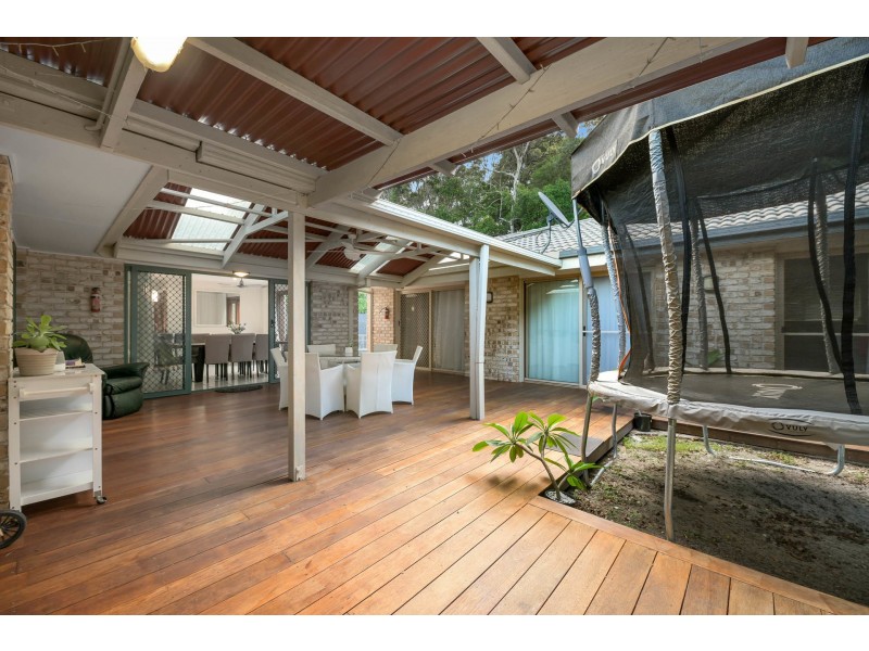 25 Fernleigh Crescent, Mountain Creek QLD 4557