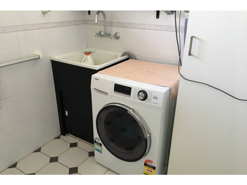 1 Yaringa Avenue, Buddina QLD 4575