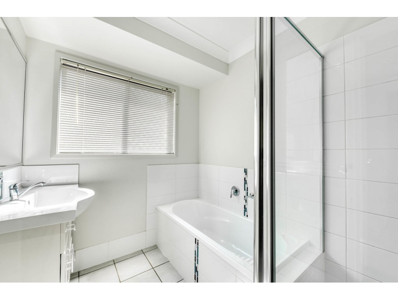 12 Clarence Court, Maroochydore QLD 4558