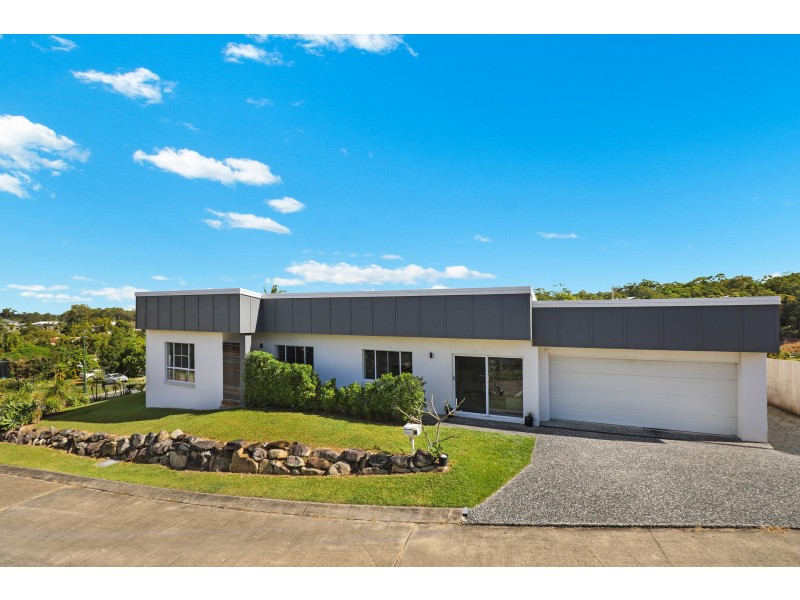 1 Jason Place, Little Mountain QLD 4551