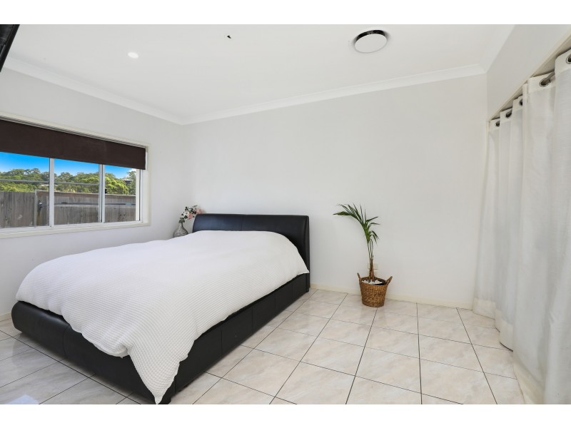 1 Jason Place, Little Mountain QLD 4551