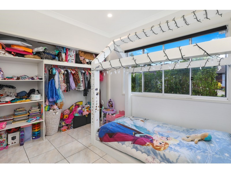 1 Jason Place, Little Mountain QLD 4551