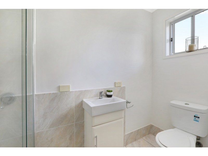 1 Jason Place, Little Mountain QLD 4551