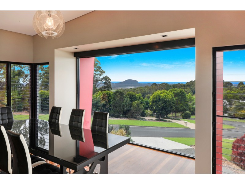 164 Ocean Vista Drive, Maroochy River QLD 4561