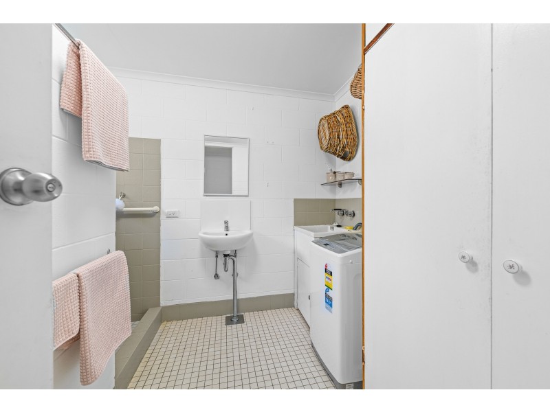 4/28 Camfield Street, Alexandra Headland QLD 4572