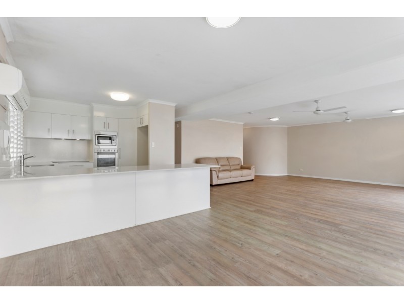 4/6 Ure Court, Buderim QLD 4556
