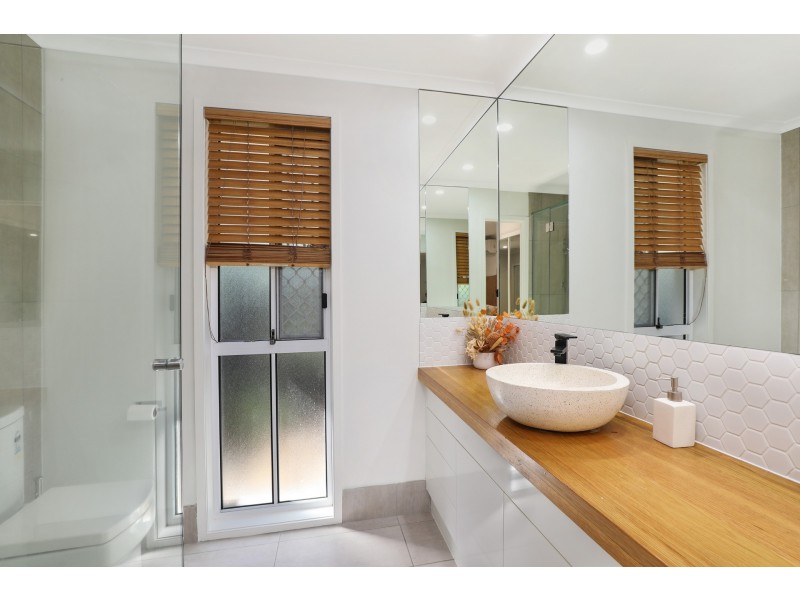 20 Khancoban Drive, Buderim QLD 4556