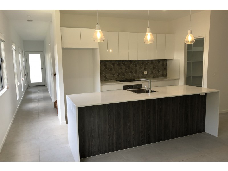 2/60 Toral Drive, Buderim QLD 4556