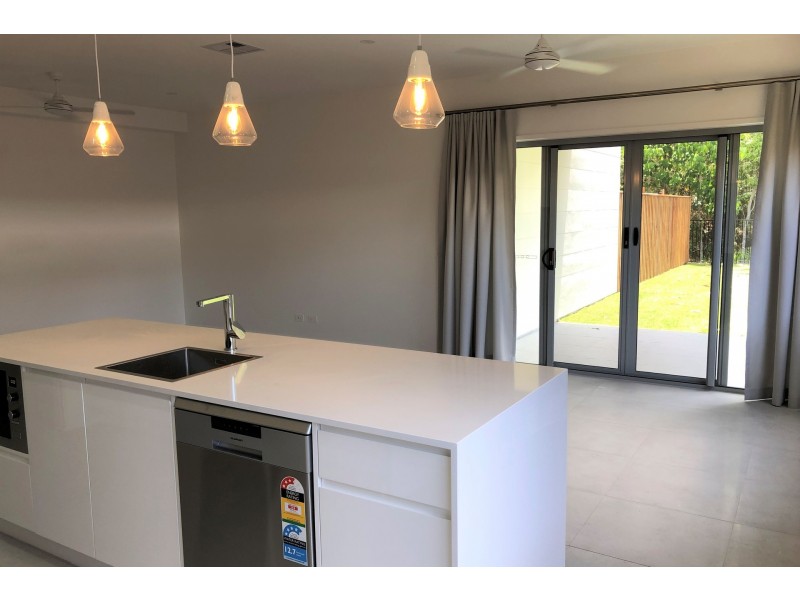 2/60 Toral Drive, Buderim QLD 4556