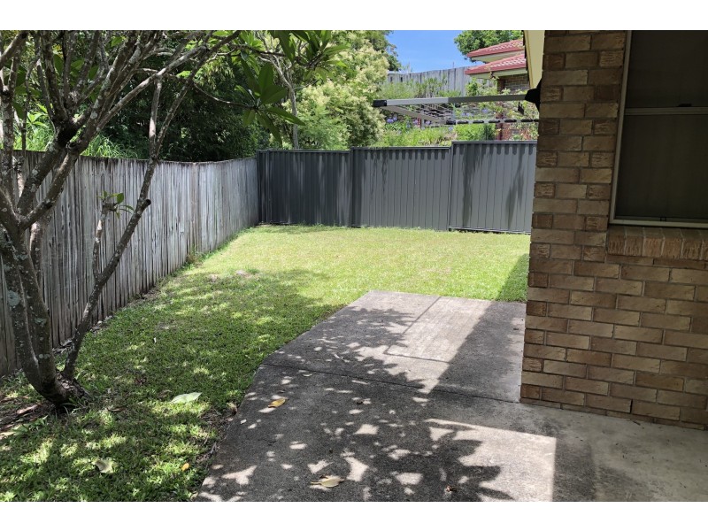 2/25 Camden Way, Maroochydore QLD 4558