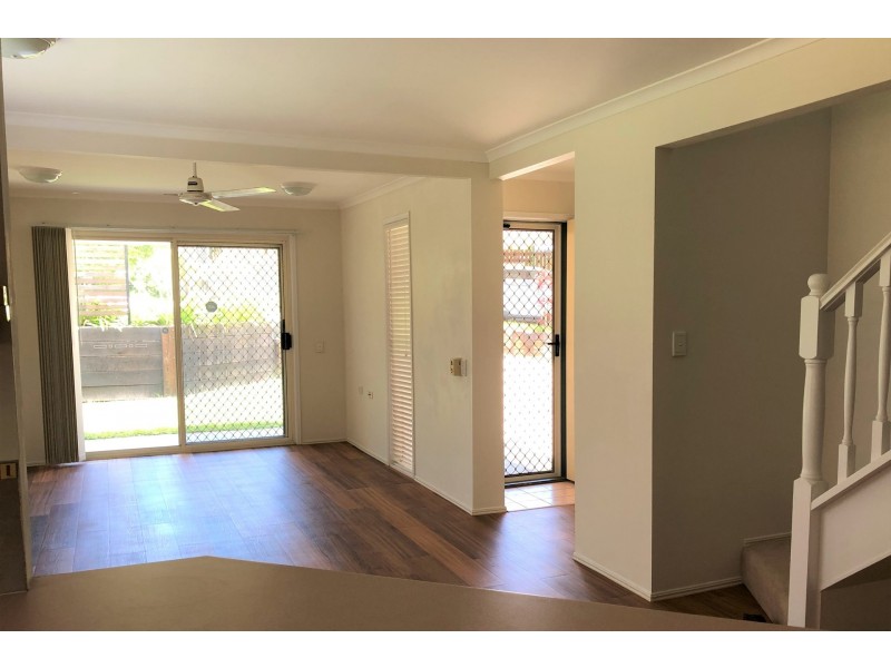 2/25 Camden Way, Maroochydore QLD 4558