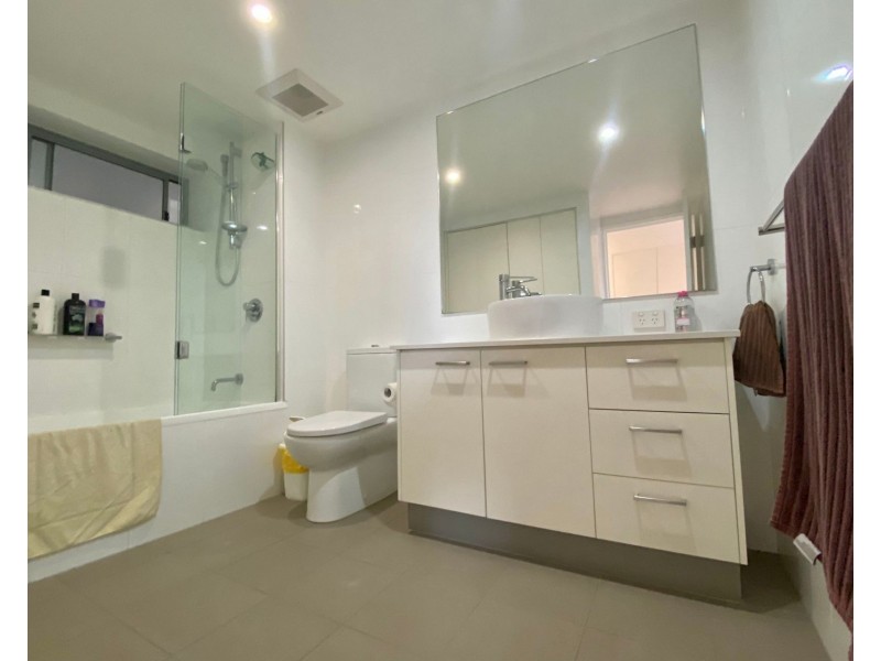 5207/5 Emporio Place, Maroochydore QLD 4558