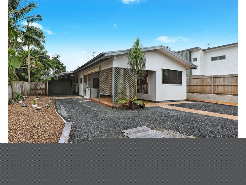 219 Broadwater Avenue West, Maroochydore QLD 4558