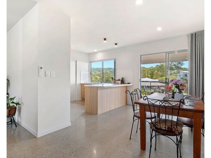 2/7 Moss Day Place, Burnside QLD 4560