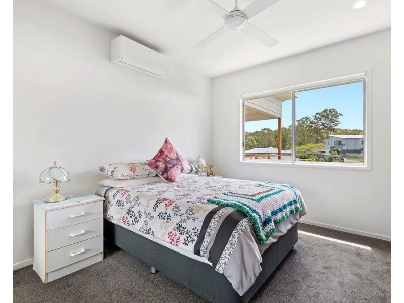 2/7 Moss Day Place, Burnside QLD 4560