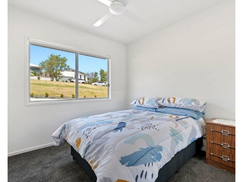 2/7 Moss Day Place, Burnside QLD 4560