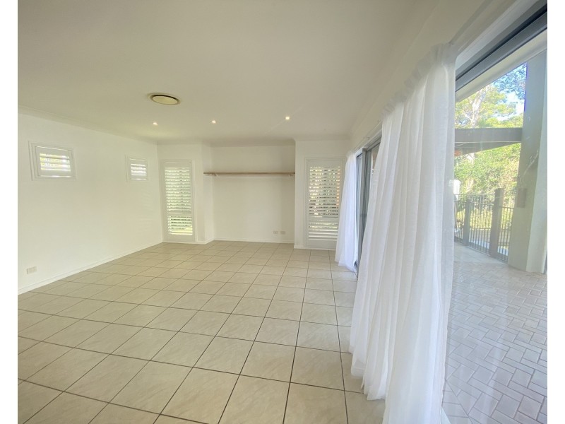 5 Sand Lane, Twin Waters QLD 4564