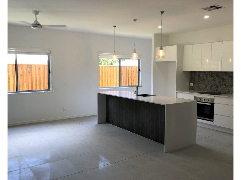2/60 Toral Drive, Buderim QLD 4556