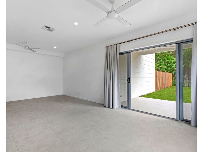 1 & 2/60 Toral Drive, Buderim QLD 4556