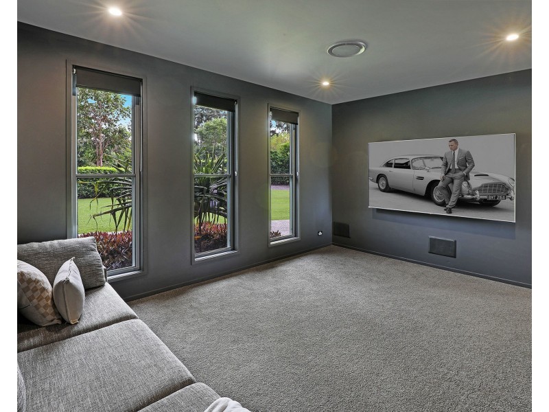 27 Hamilton Close, Mooloolah Valley QLD 4553