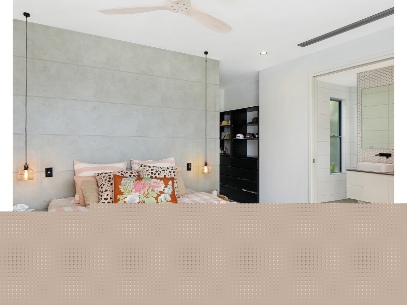 27 Hamilton Close, Mooloolah Valley QLD 4553