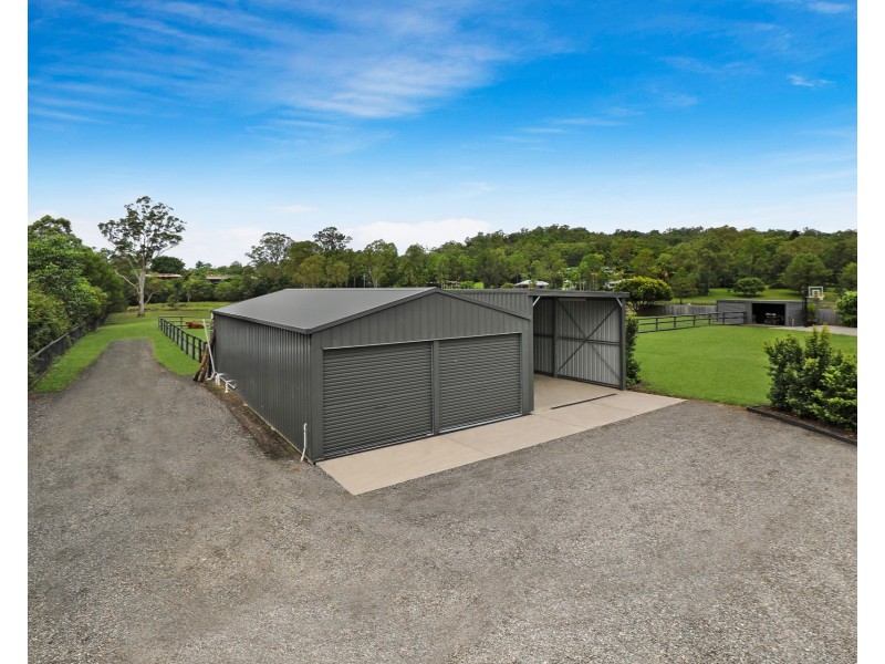 27 Hamilton Close, Mooloolah Valley QLD 4553