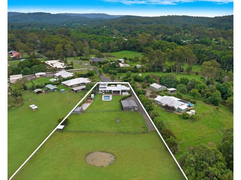 27 Hamilton Close, Mooloolah Valley QLD 4553
