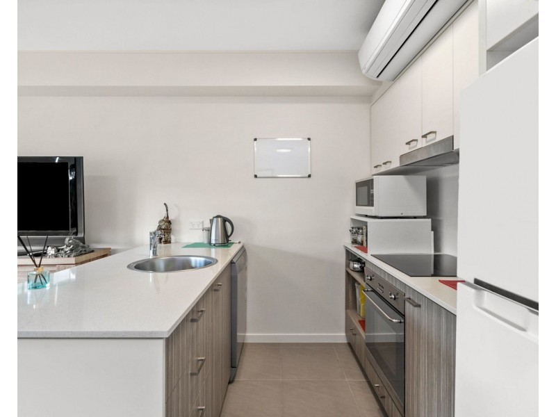 3609/3 Emporio Place, Maroochydore QLD 4558